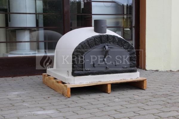 Pizza pec Brazz 100 vpredu izolovaná krb-pec
