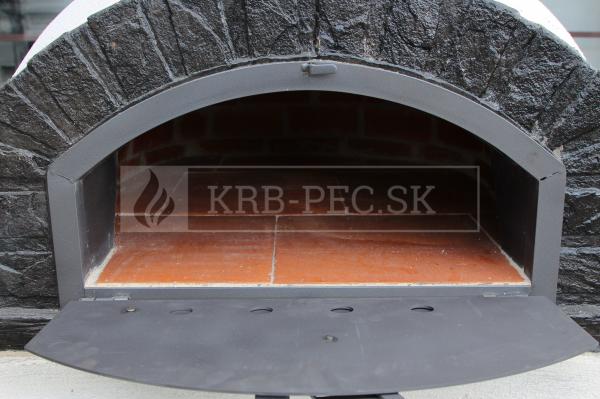 Pizza pec Brazz 100 vpredu izolovaná krb-pec