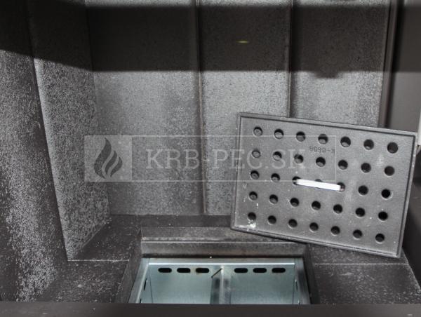Kobok Chopok R90 67 VD P 720/510-S/500, SM, rám 3S VD, čierny šamot krb-pec