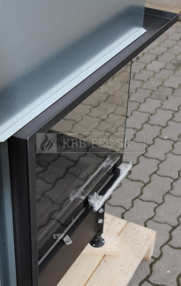 Kobok Chopok R90 67 VD P 720/510-S/500, SM, rám 3S VD, čierny šamot krb-pec