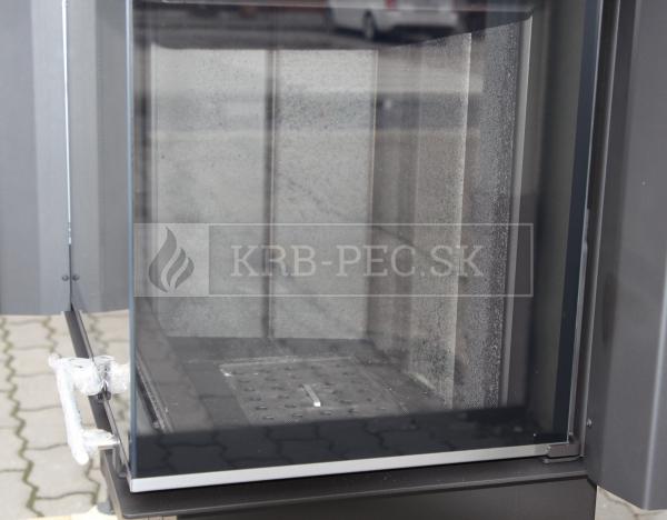 Kobok Chopok R90 67 VD P 720/510-S/500, SM, rám 3S VD, čierny šamot krb-pec