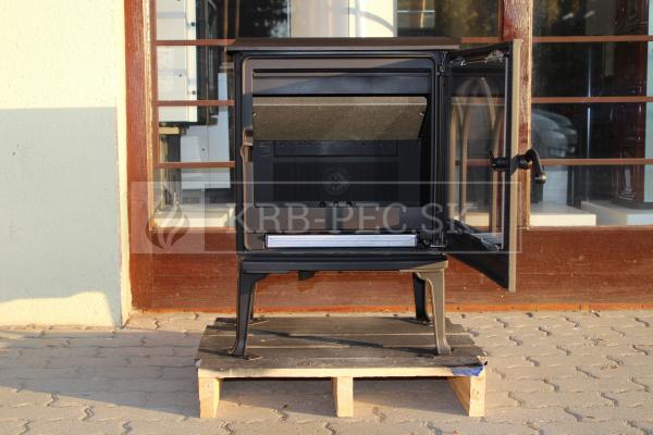 Jotul F 200 BP liatinové kachle s gotickou mriežkovou štruktúrou krb-pec